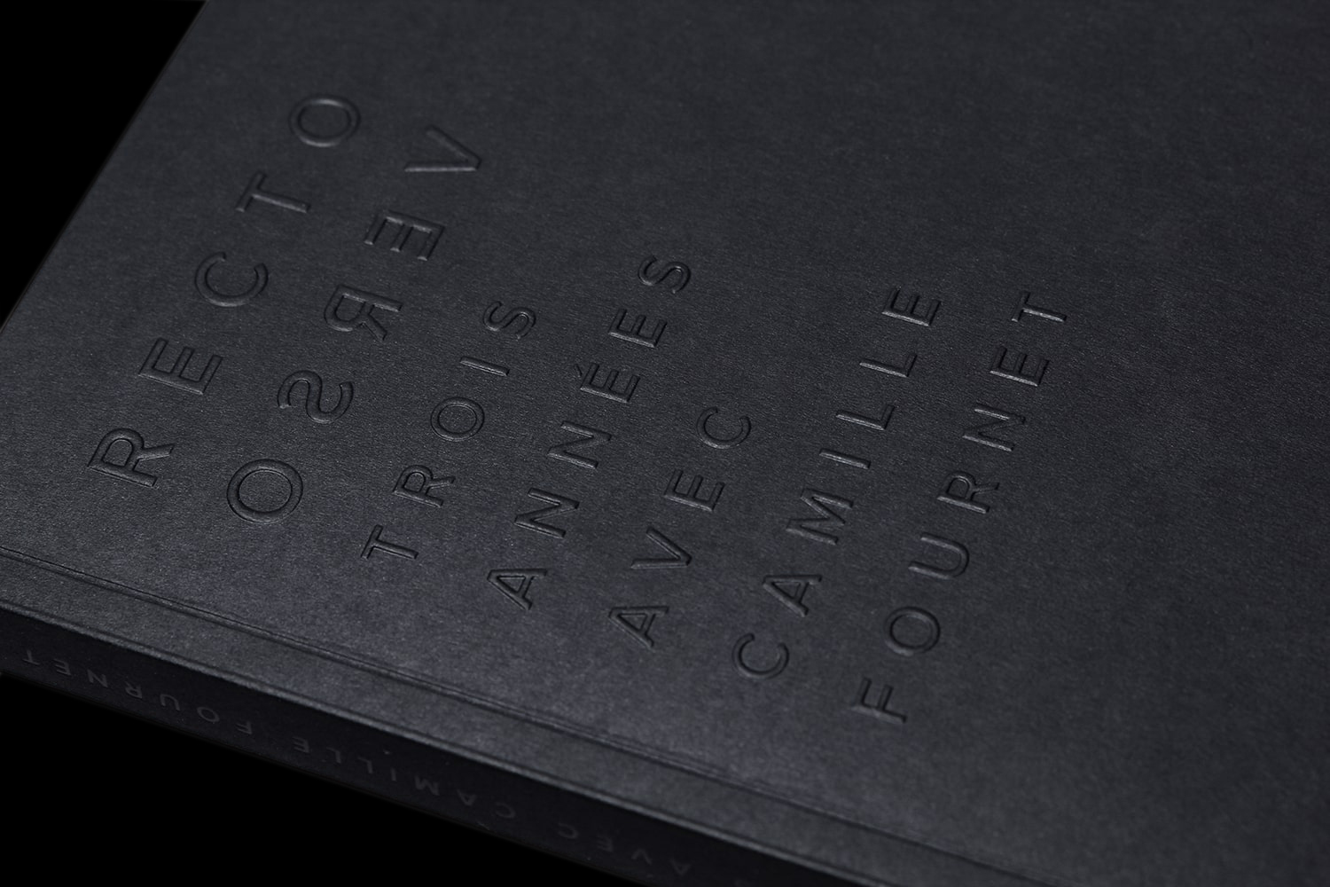 zerozoro couverture camille fournet recto verso gauffré